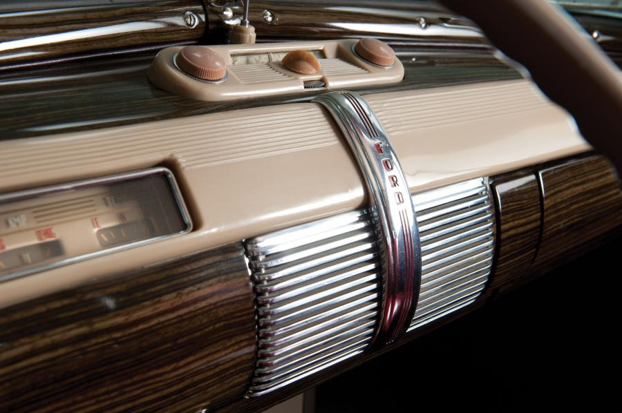  Ford Super DeLuxe Convertible Coupe 1941 года  (фото 10 из 27)